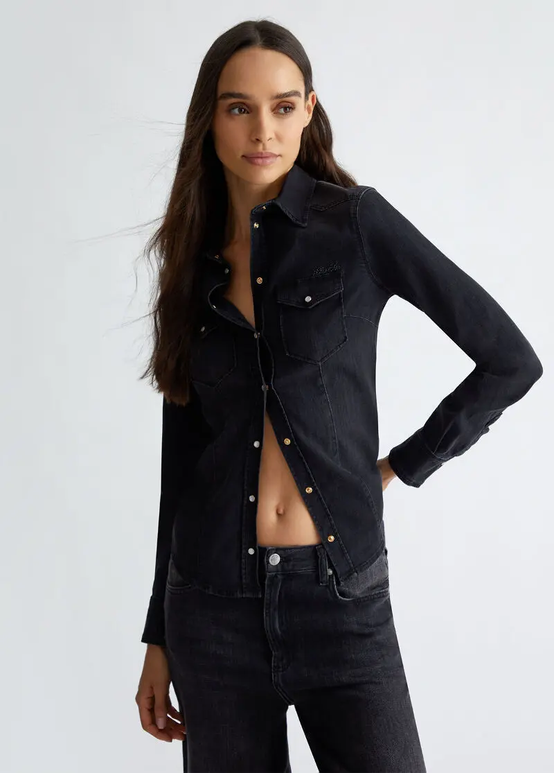 Рубашка из денима