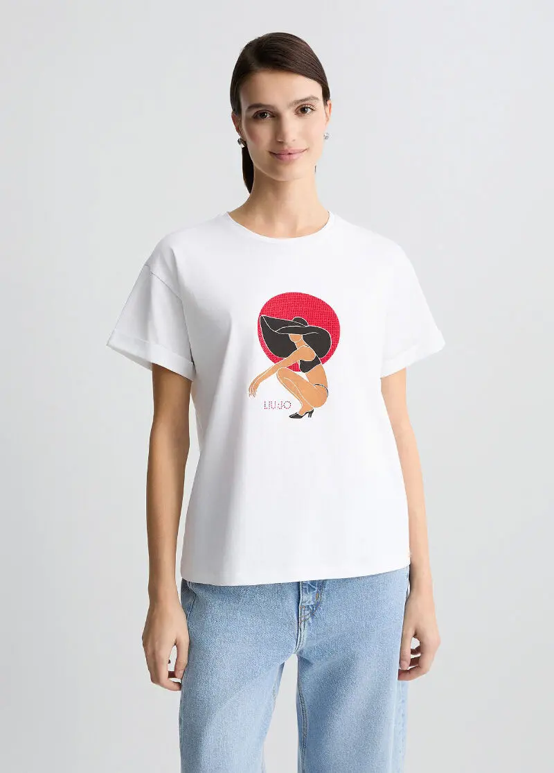 Футболка с принтом и стразами