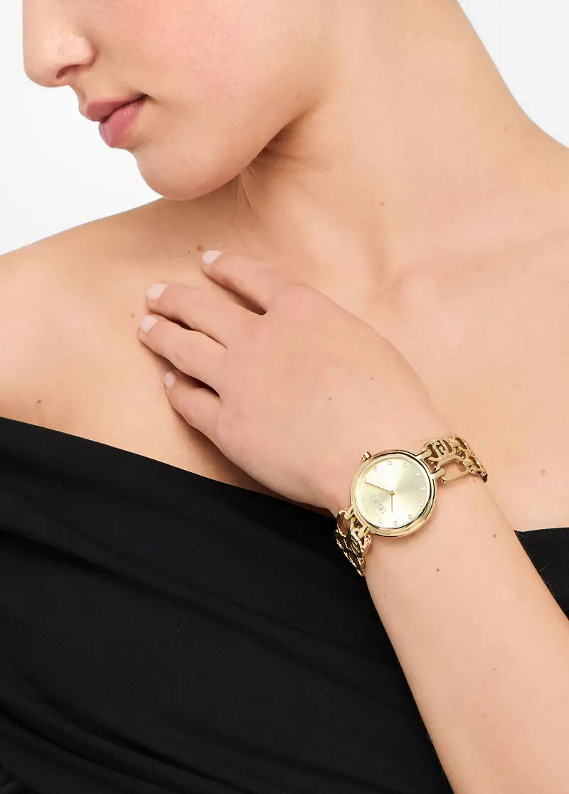 Наручные часы из стали