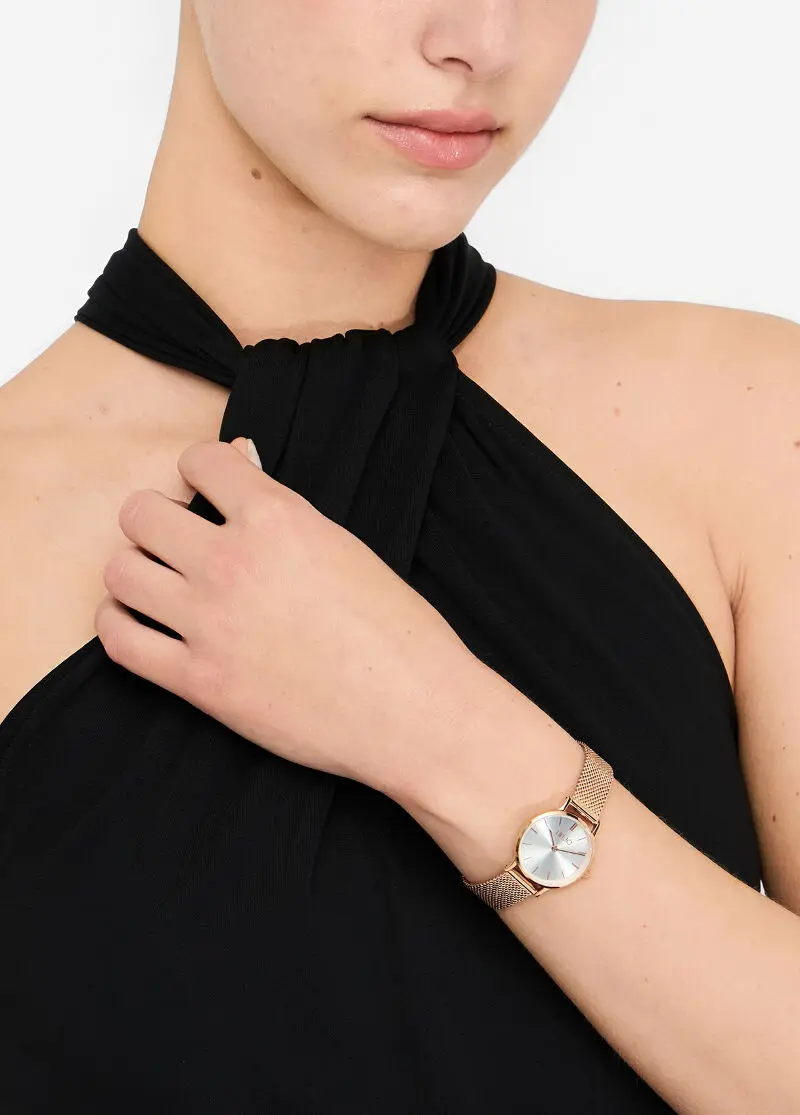 Наручные часы из стали